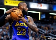 米兰百家乐-体育场上比拼激烈,冠军争夺惊险刺激