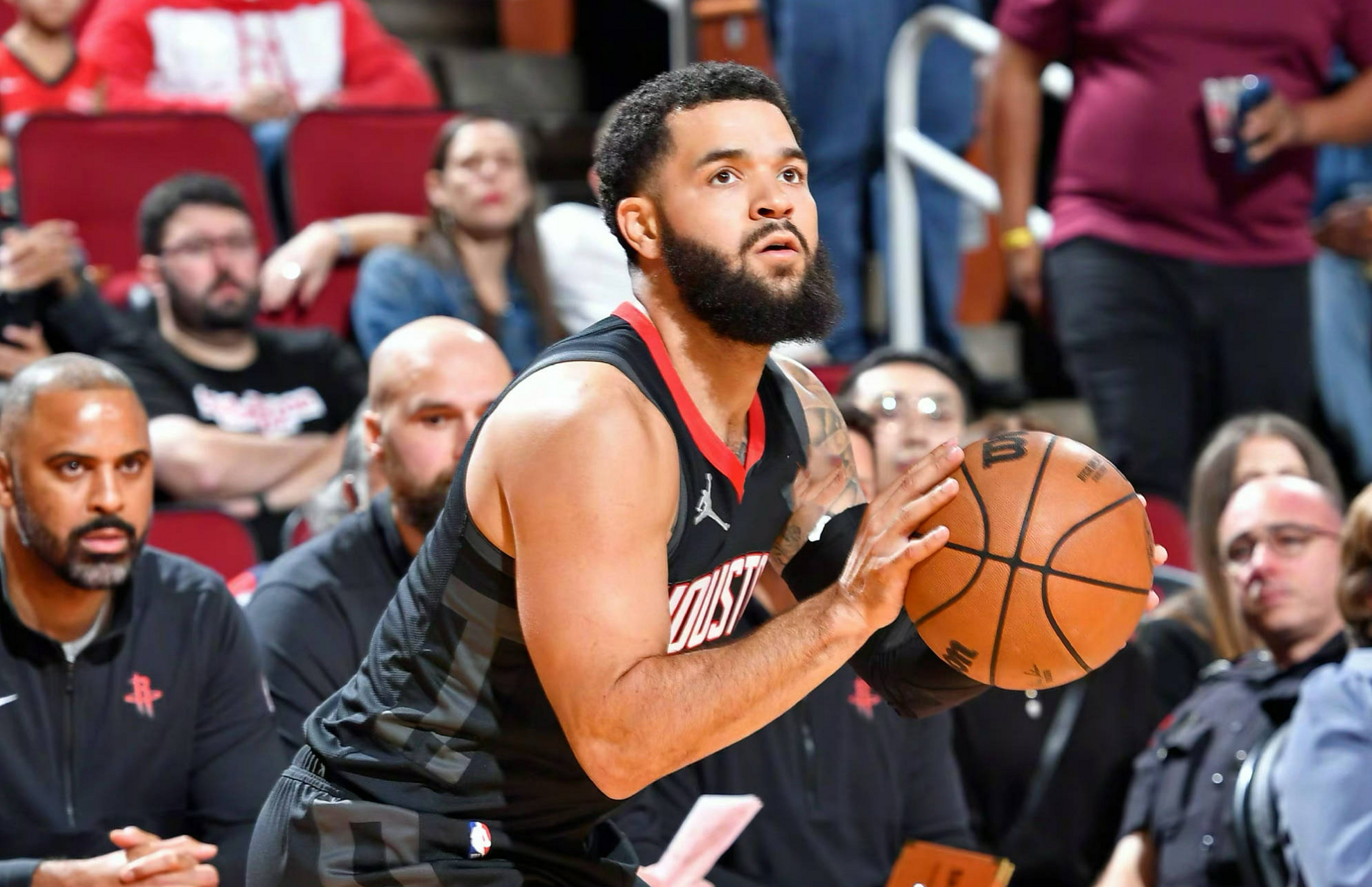 猛龙球员范弗利特：我们要团结一致共赢比赛的简单介绍