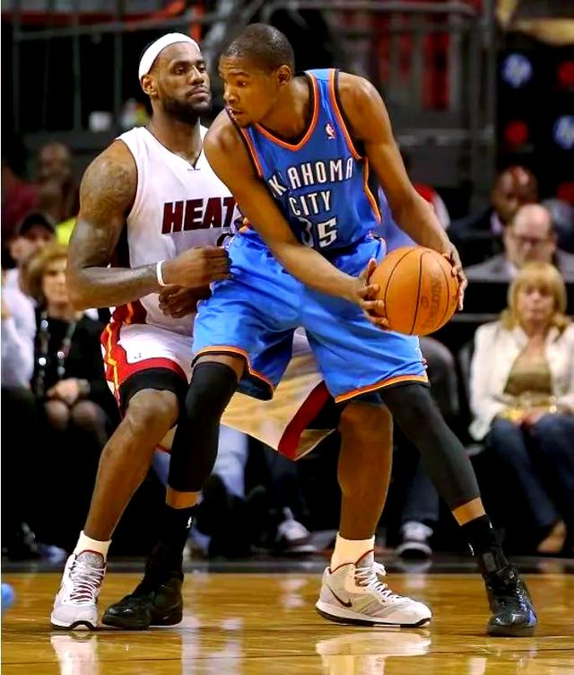 NBA巨星对决詹姆斯vs杜兰特