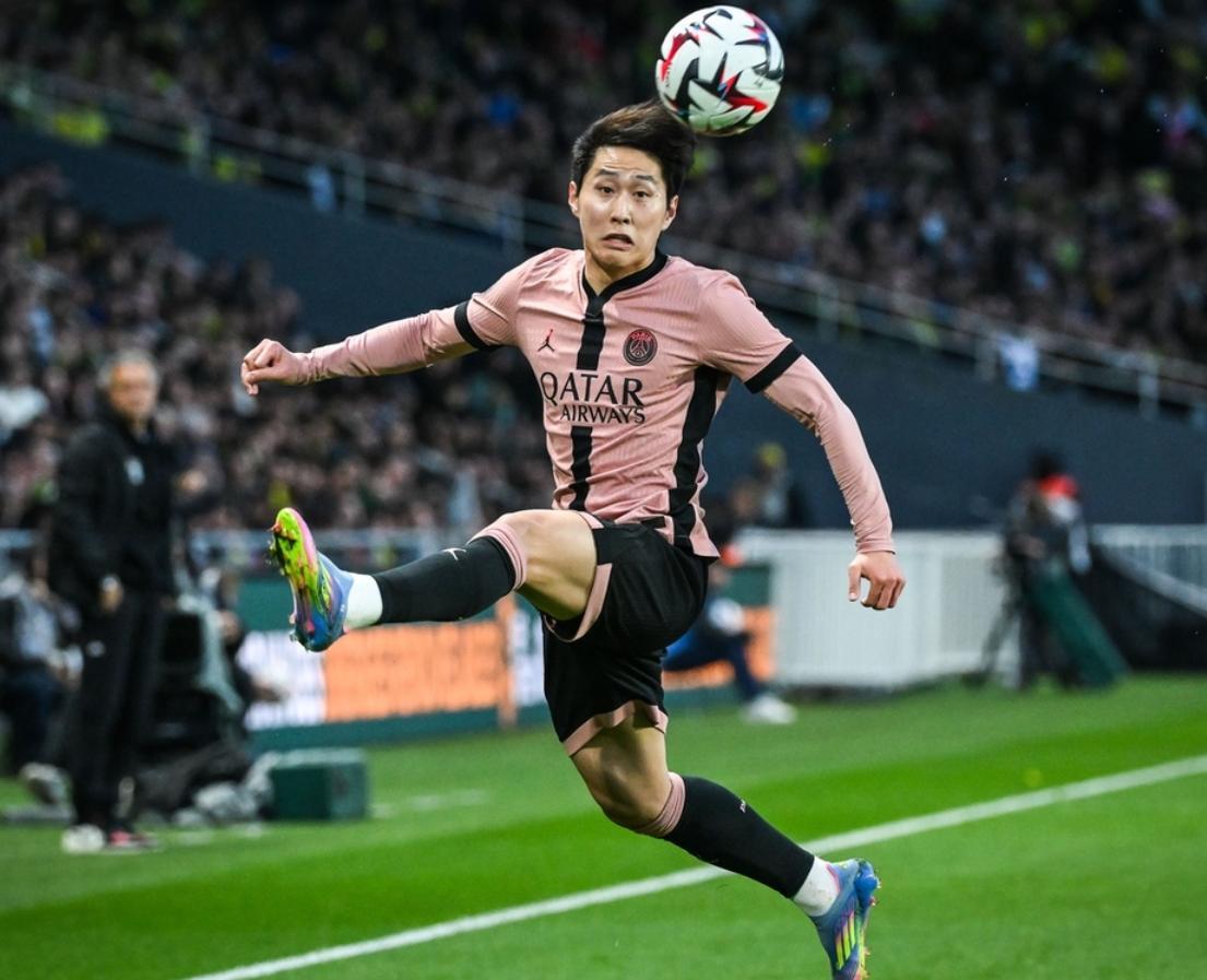 南特成功逆转巴黎圣日耳曼法甲豪门遭遇惨败 南特成功逆转巴黎圣日耳曼法甲豪门遭遇惨败