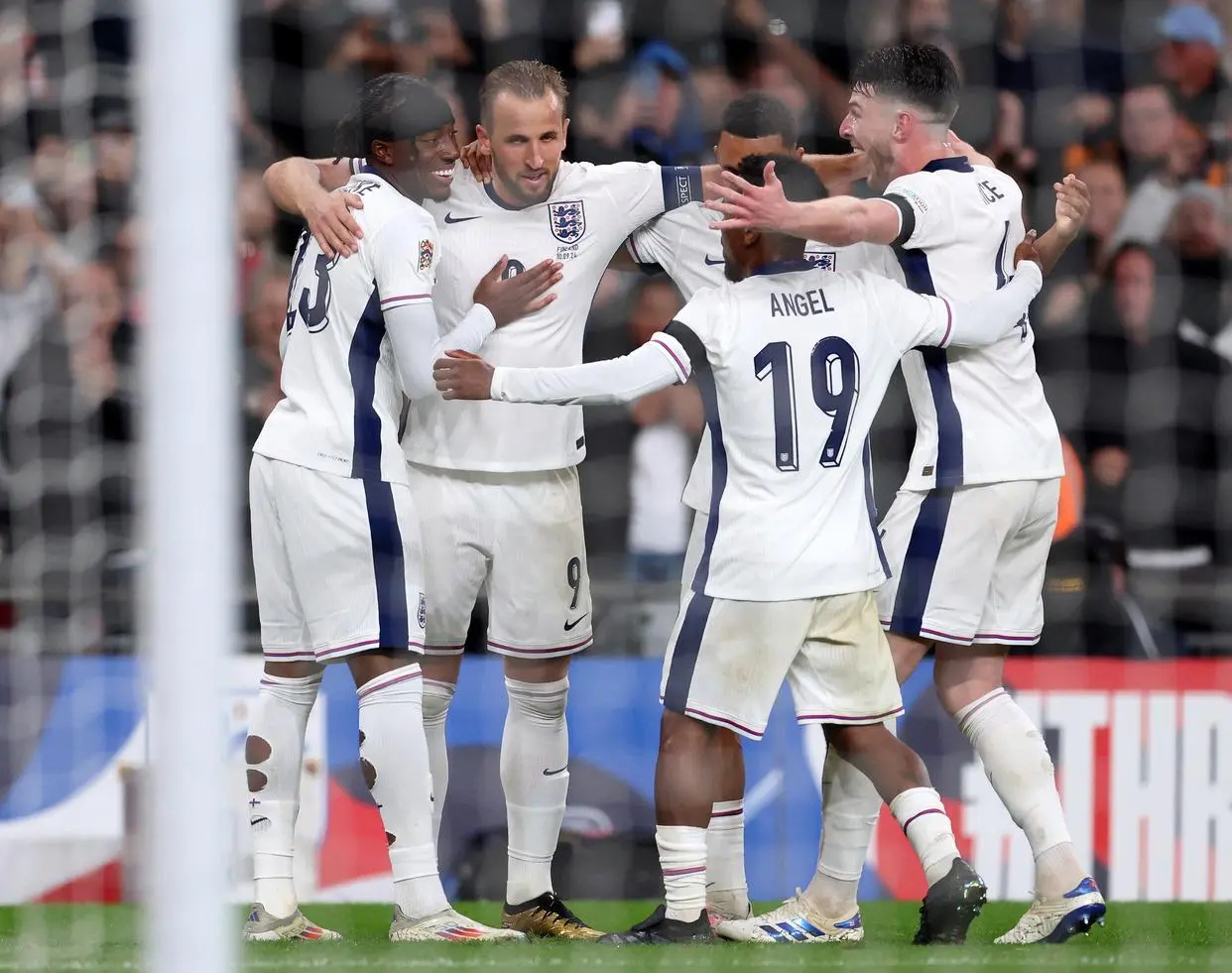 芬兰队将对阵一支强大的球队的简单介绍