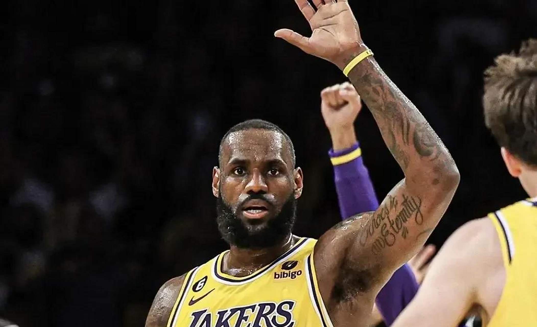 湖人胜雷霆，晋级西部决赛