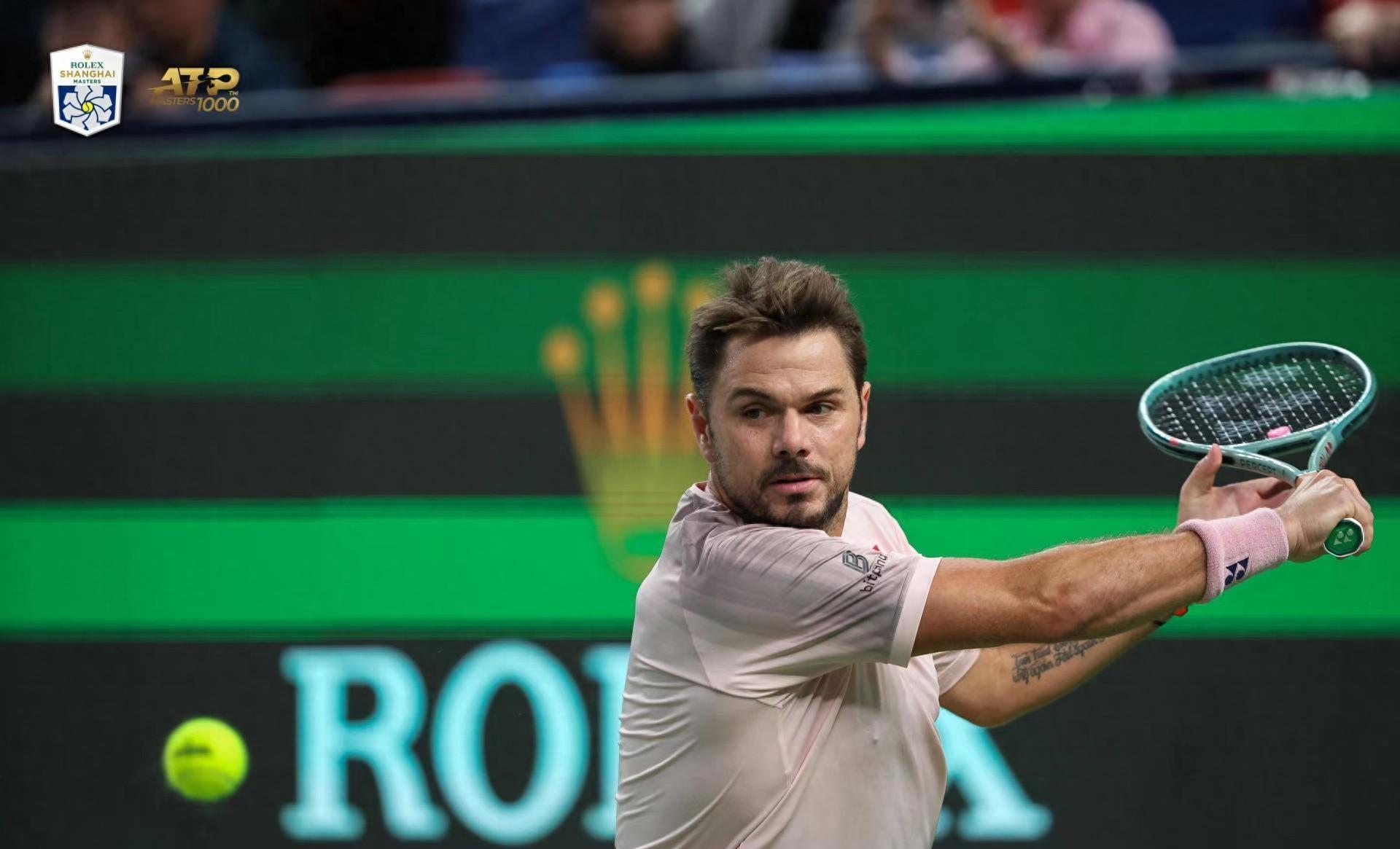 英国网球队鏖战法国网球队，瓦林卡爆发神勇