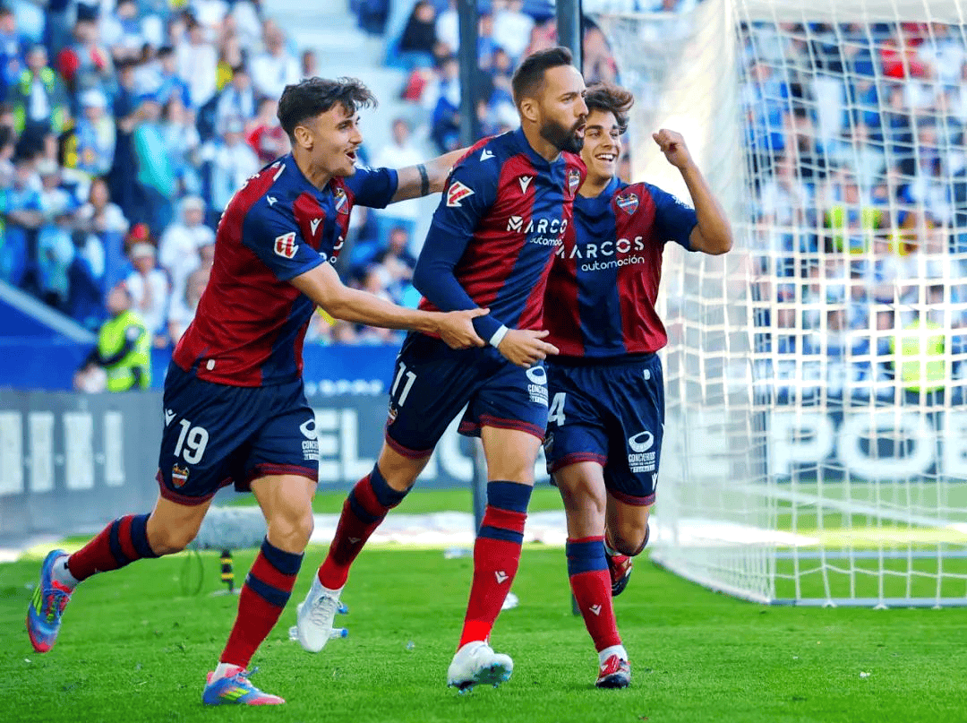 包含莱万特客场胜出,积分攀升的词条 包含莱万特客场胜出,积分攀升的词条